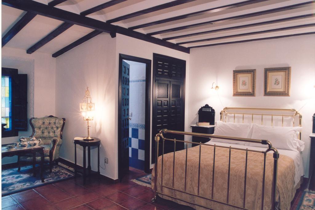 Hospederia Casa De La Torre Pensionat El Toboso Værelse billede